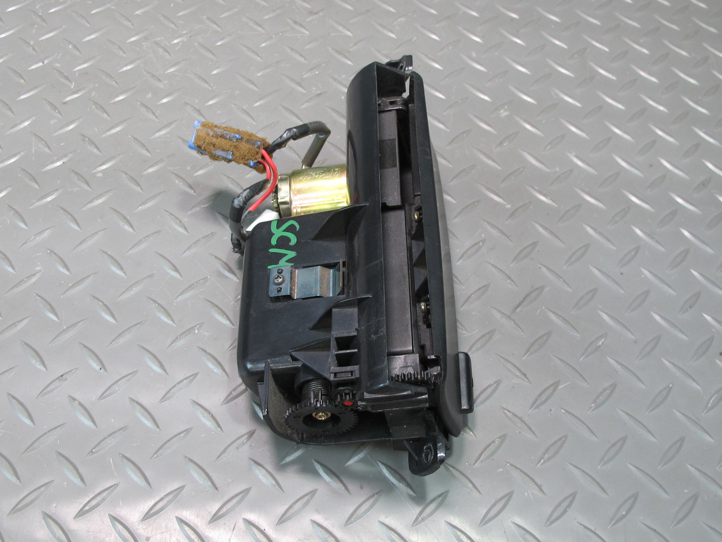 92-97 Lexus UZZ30L SC300 SC400 Front Center Console Ashtray Assy 74110-24020 OEM