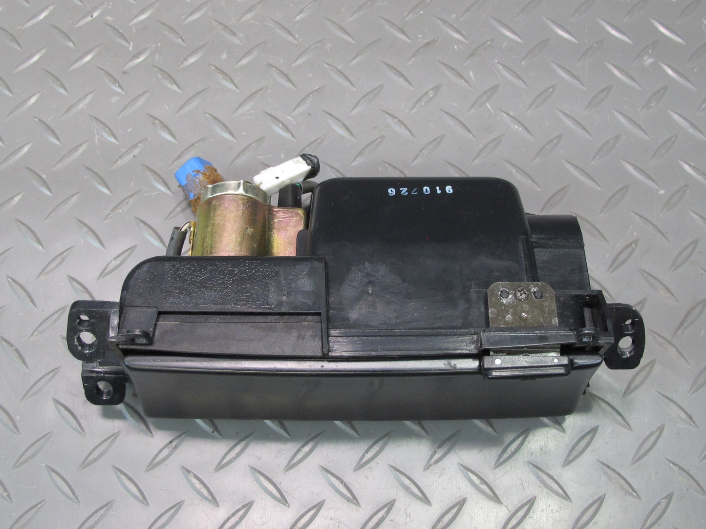 92-97 Lexus UZZ30L SC300 SC400 Front Center Console Ashtray Assy 74110-24020 OEM