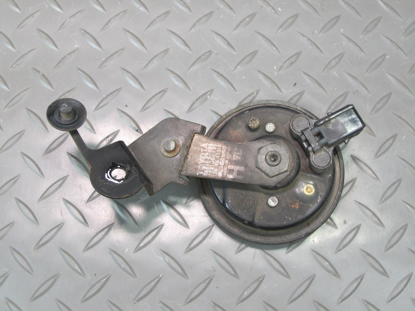 92-00 Lexus UZZ30L SC300 SC400 Alarm Horn Beep Signal Note Tone OEM