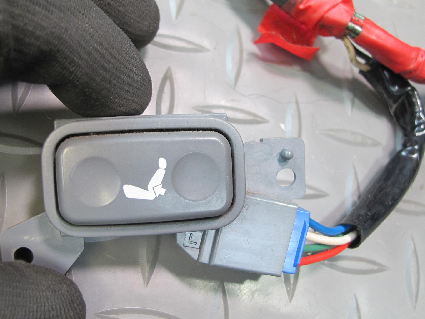 92-00 Lexus UZZ30L SC300 SC400 Front Left Driver Seat Adjustment Switch Gray OEM