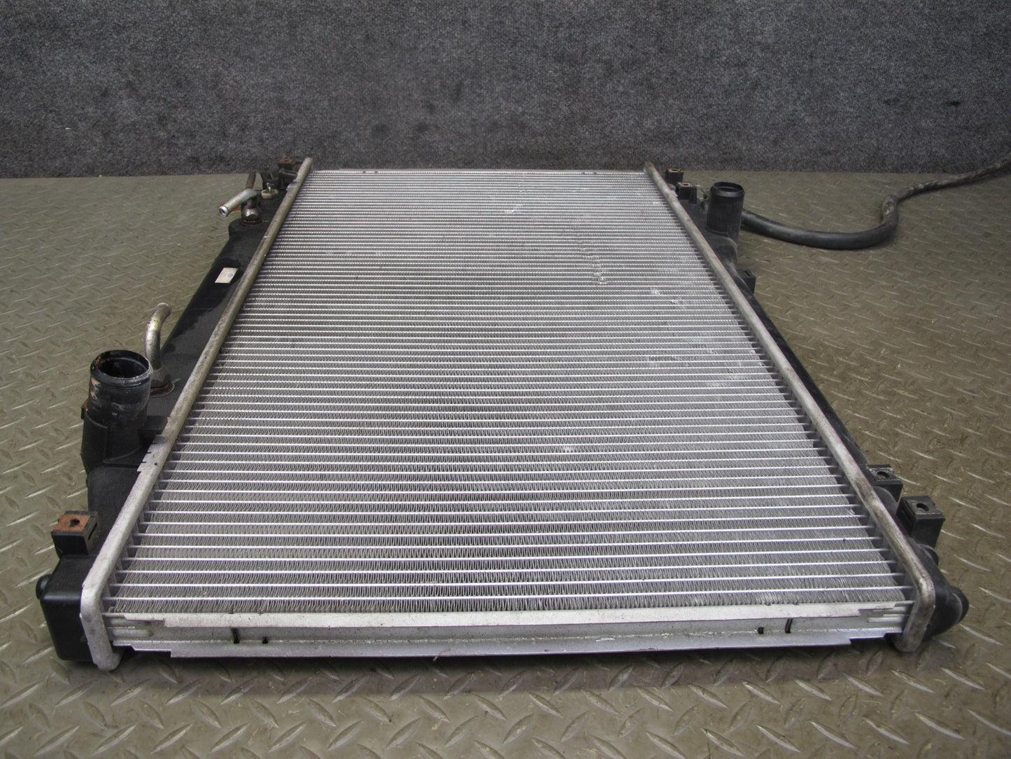 97-00 Lexus JZZ31L SC300 3.0L 2JZGE A/T Engine Motor Cooling Radiator CSF 2936