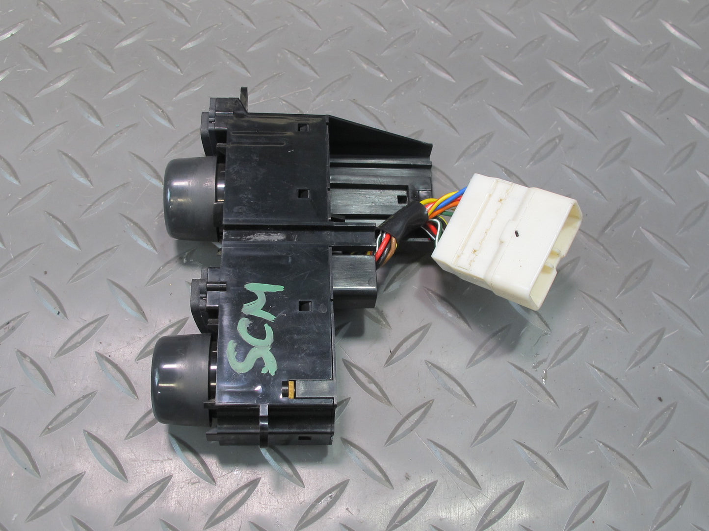 92-94 Lexus UZZ30L SC300 SC400 Temperature Volume Power Switch 87190-24020 OEM