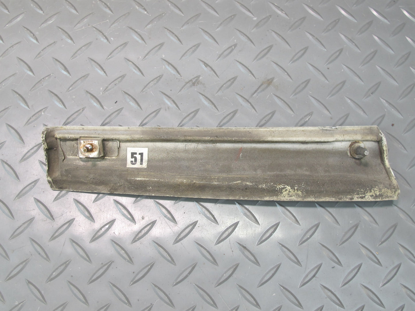 92-96 Lexus UZZ30L SC300 SC400 Set of 2 Front Lower Fender Molding White OEM