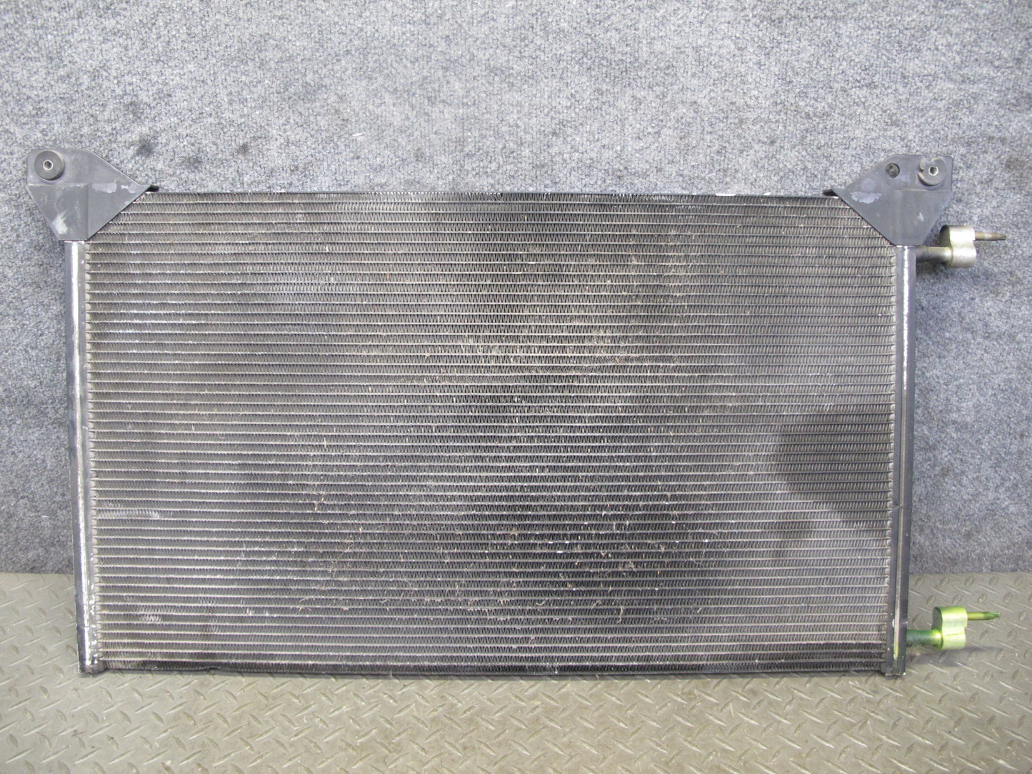 2003-2007 Hummer H2 A/C Air Condition Condenser 15790358