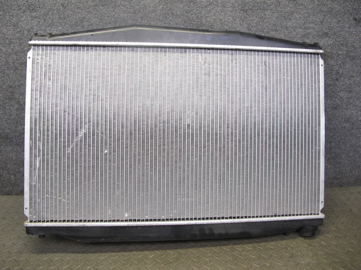 1992 Lexus UZZ30L SC400 1UZFE Engine Motor Cooling Radiator Denso 221-3123