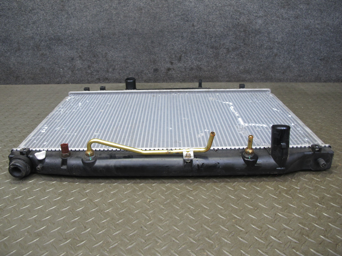 1992 Lexus UZZ30L SC400 1UZFE Engine Motor Cooling Radiator Denso 221-3123