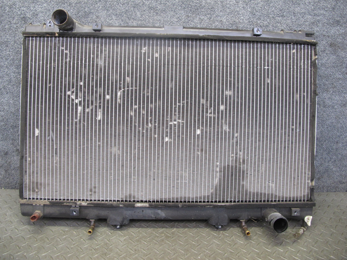 95-00 Toyota Celsior Lexus LS400 UCF20 Engine Cooling Radiator 43K Miles OEM