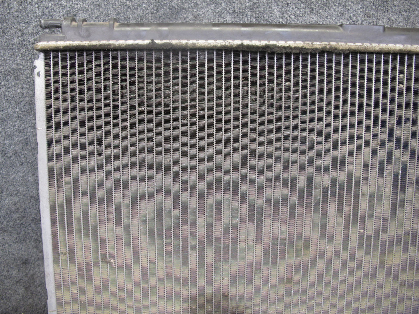 95-00 Toyota Celsior Lexus LS400 UCF20 Engine Cooling Radiator 43K Miles OEM