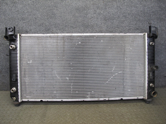 2003-2007 Hummer H2 6.0L Engine Motor Coolant Radiator