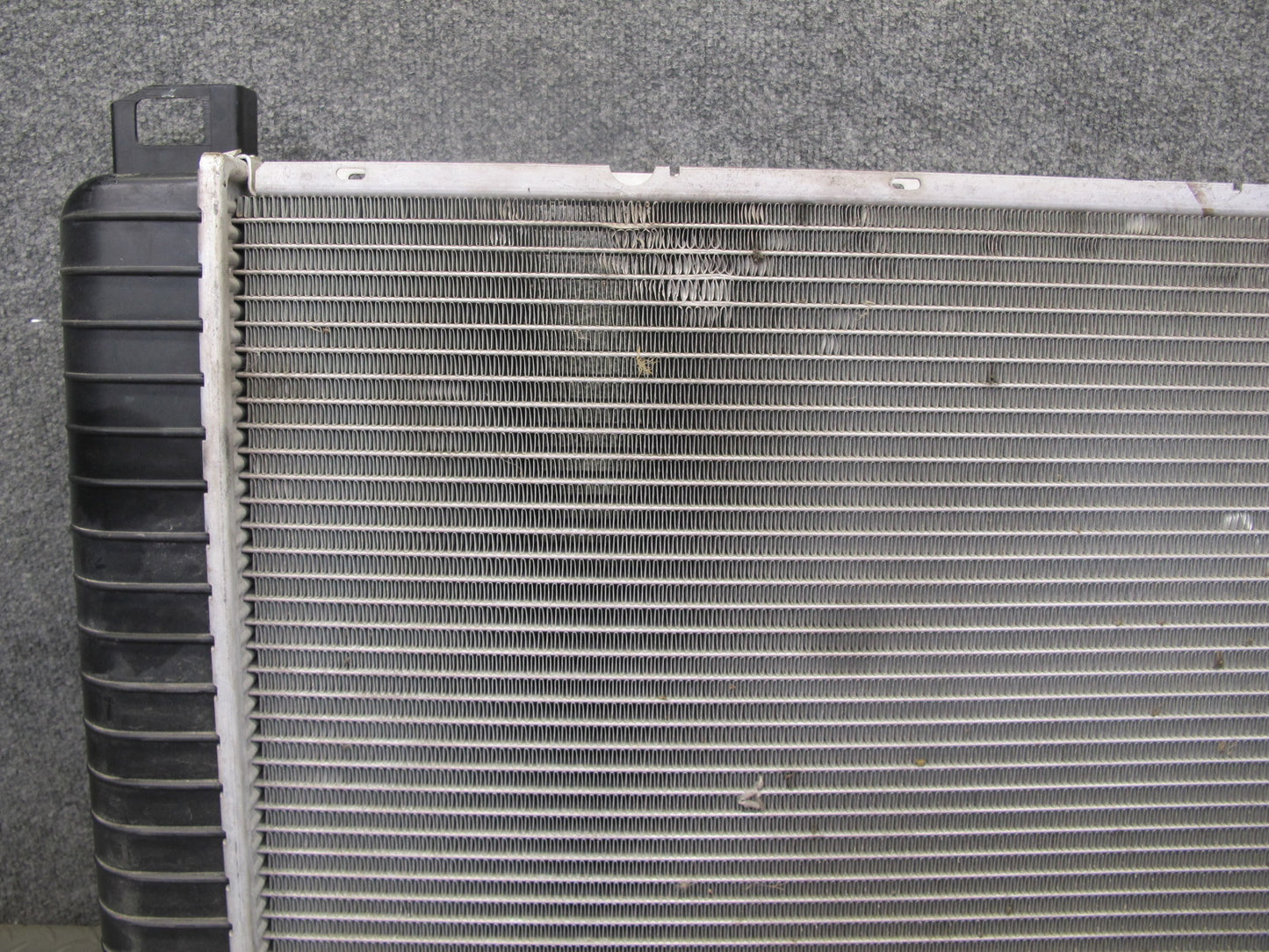 2003-2007 Hummer H2 6.0L Engine Motor Coolant Radiator