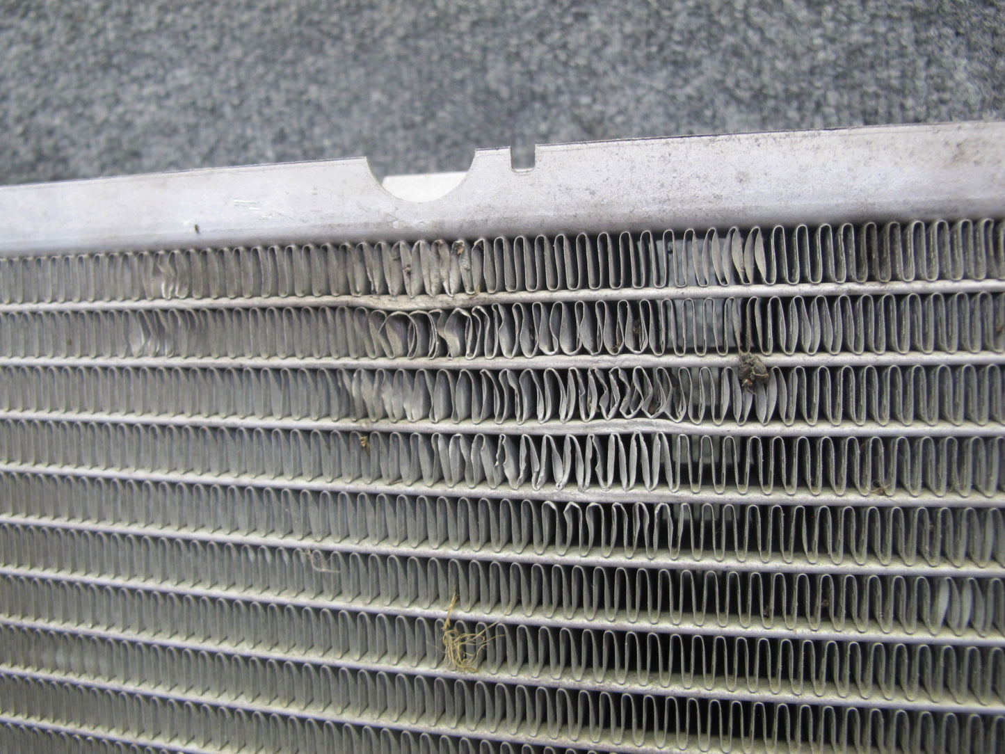 2003-2007 Hummer H2 6.0L Engine Motor Coolant Radiator