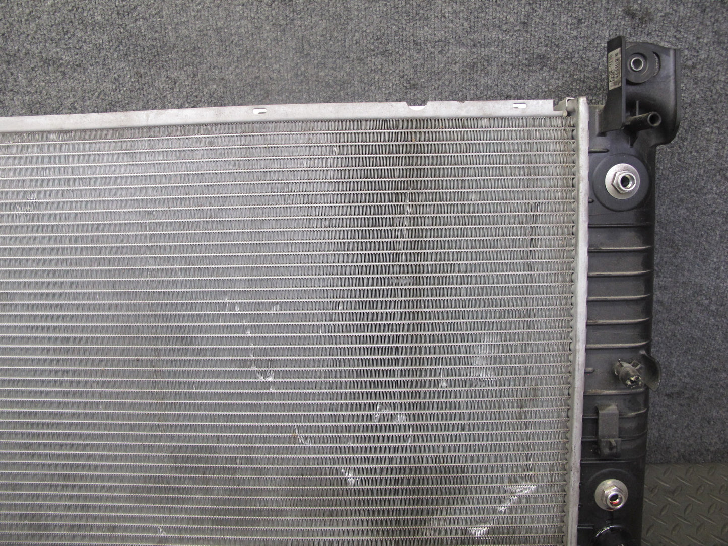 2008-2009 Hummer H2 Engine Cooling Radiator