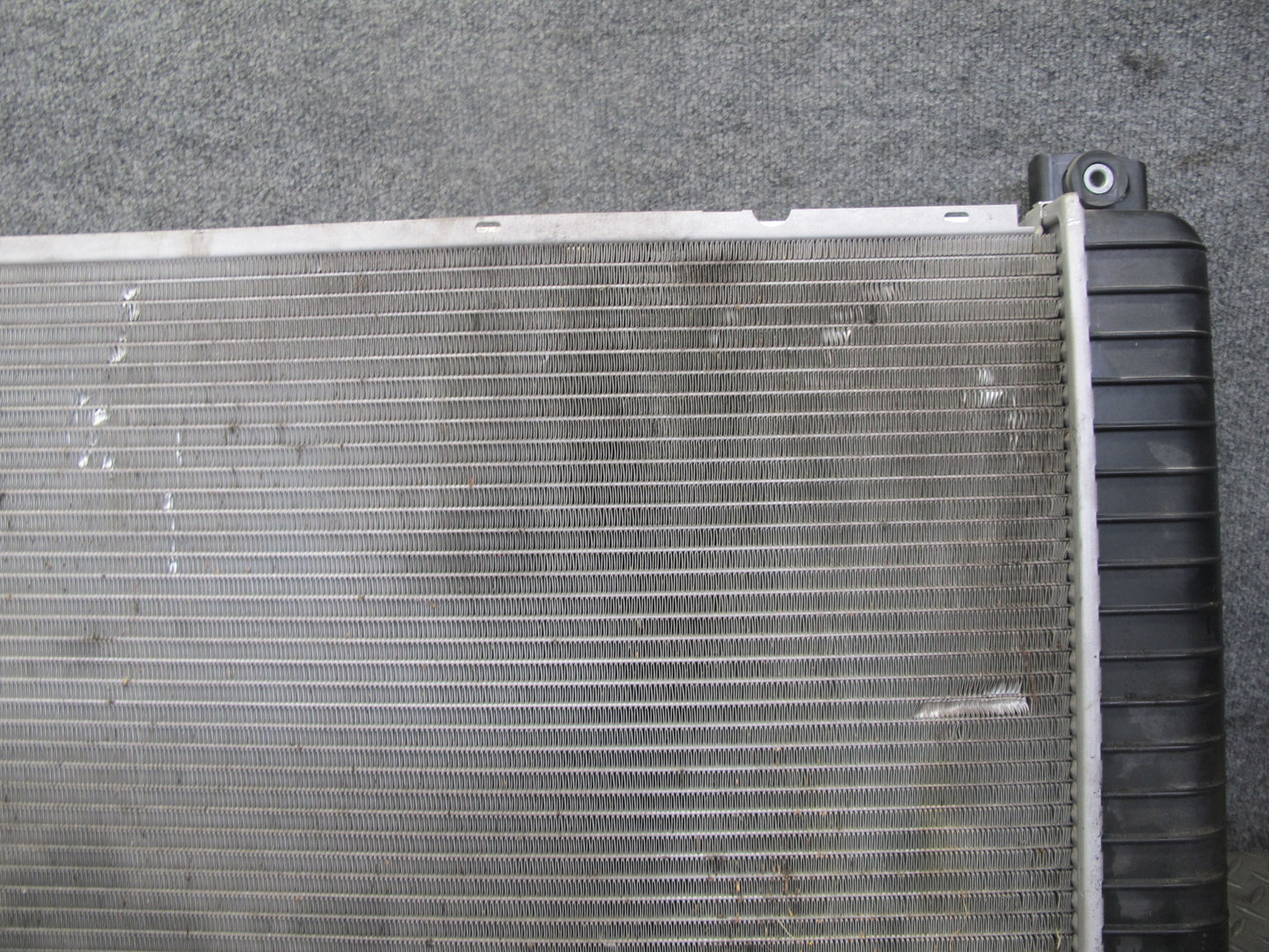 2008-2009 Hummer H2 Engine Cooling Radiator