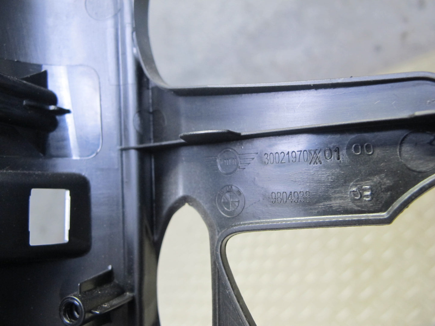 11-15 Mini Cooper R60 R61 Dash Center Console Trim Cover Panel 9804938 OEM