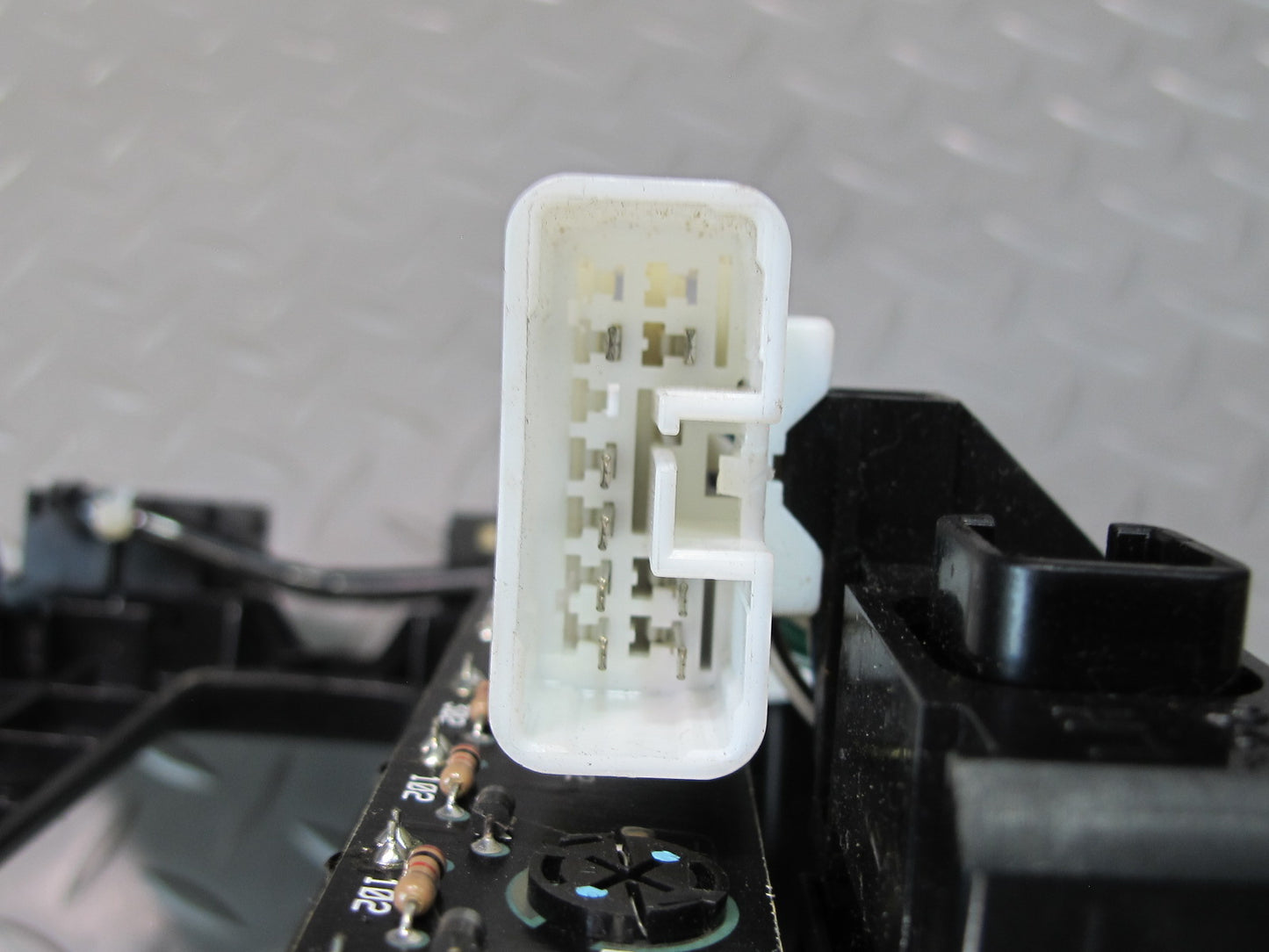 1992 Lexus UZZ30L SC300 SC400 A/T Automatic Transmission Shifter Trim Black OEM