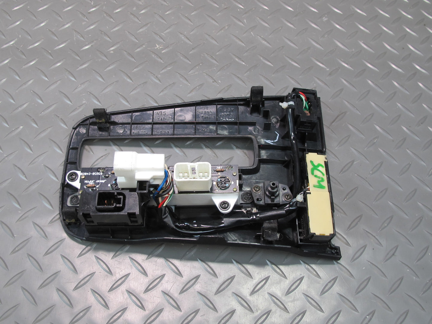 1992 Lexus UZZ30L SC300 SC400 A/T Automatic Transmission Shifter Trim Black OEM