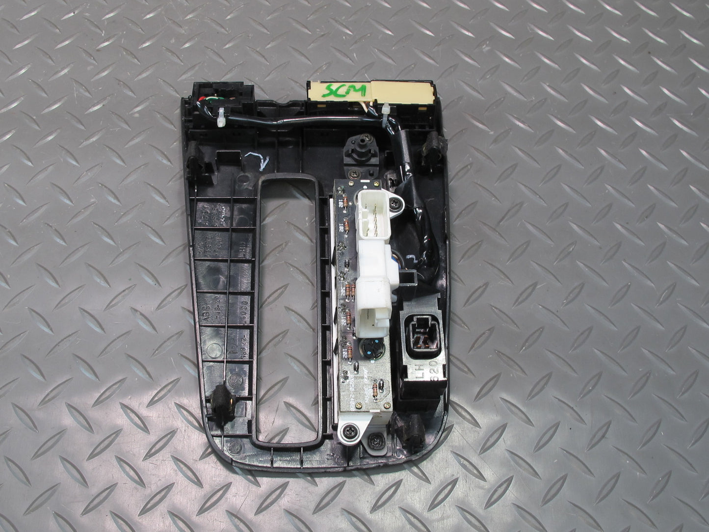 1992 Lexus UZZ30L SC300 SC400 A/T Automatic Transmission Shifter Trim Black OEM