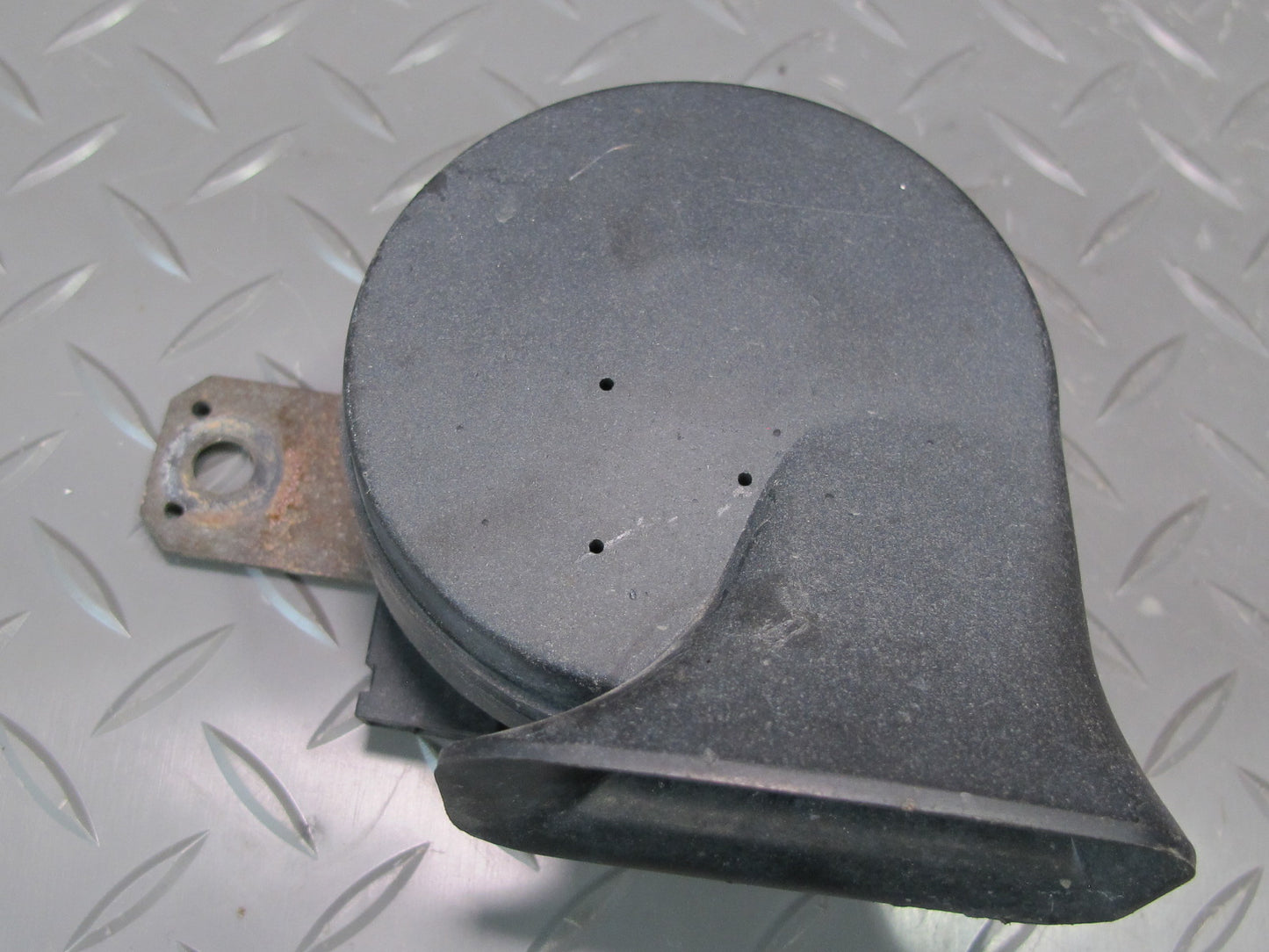 92-00 Lexus UZZ30L SC300 SC400 Set of 2 High & Low Tone Note Horn Signal OEM