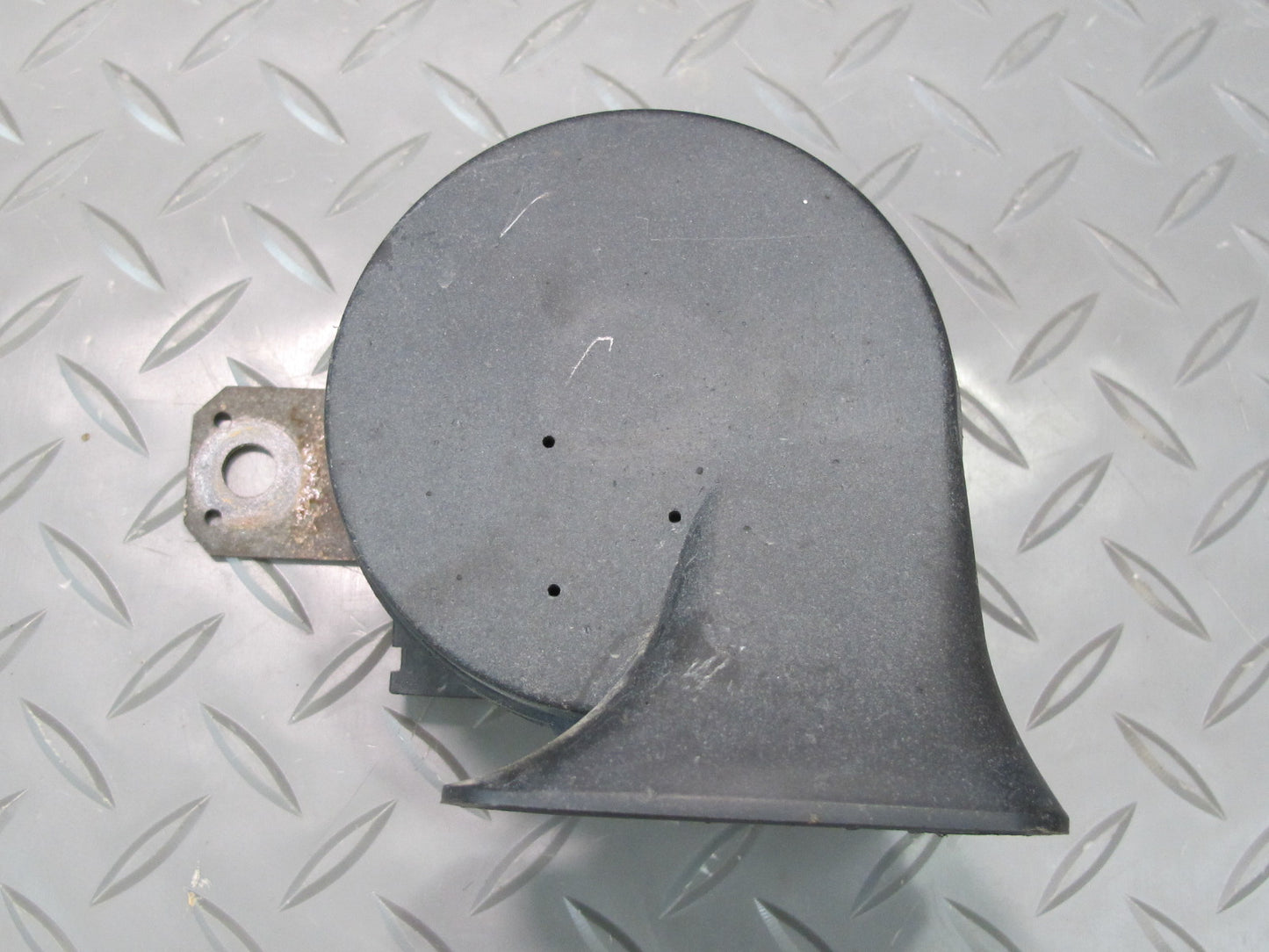 92-00 Lexus UZZ30L SC300 SC400 Set of 2 High & Low Tone Note Horn Signal OEM