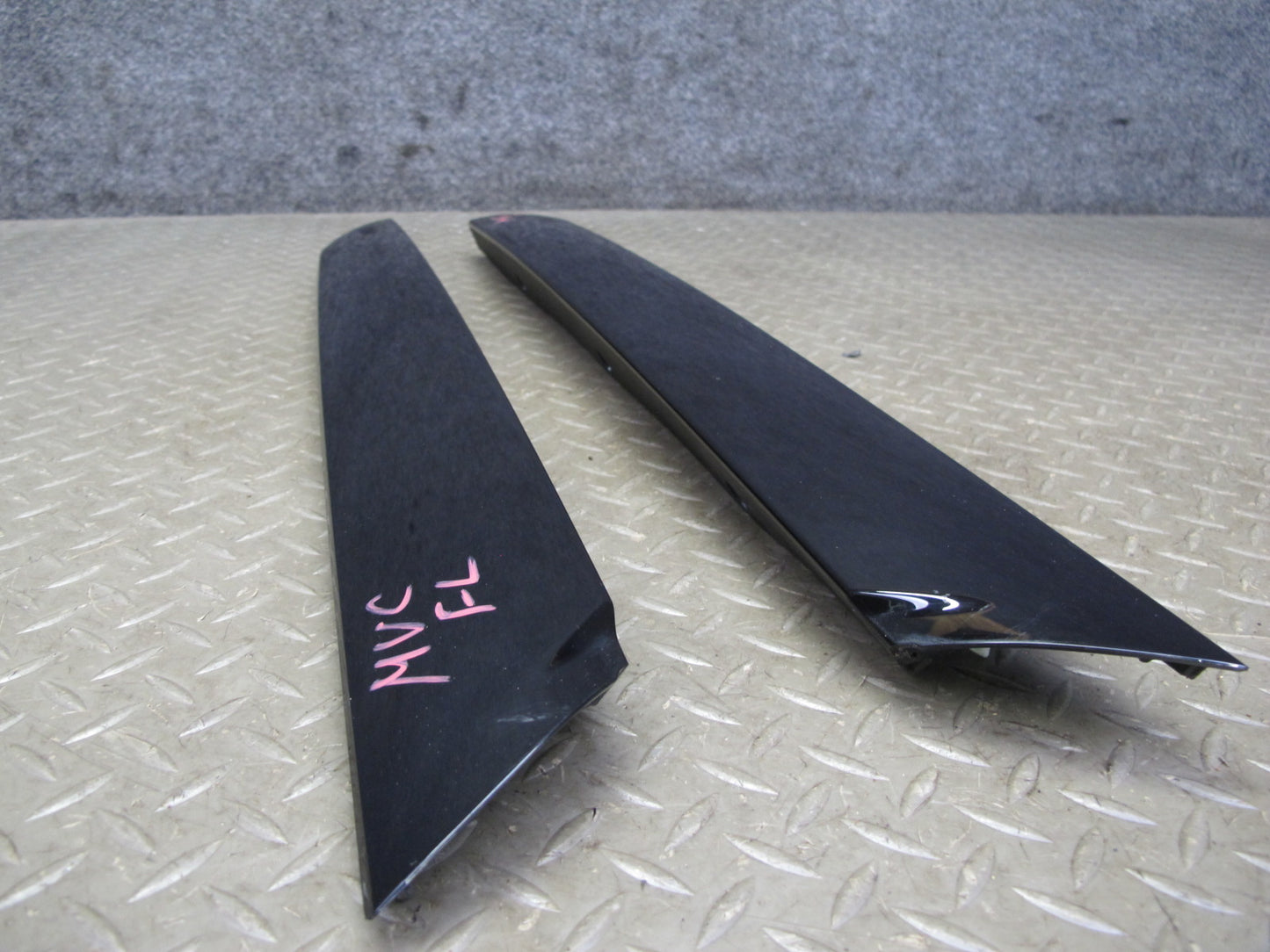 11-15 Mini Cooper R60 R61 Set of 2 Front Exterior A Pillar Trim Molding OEM