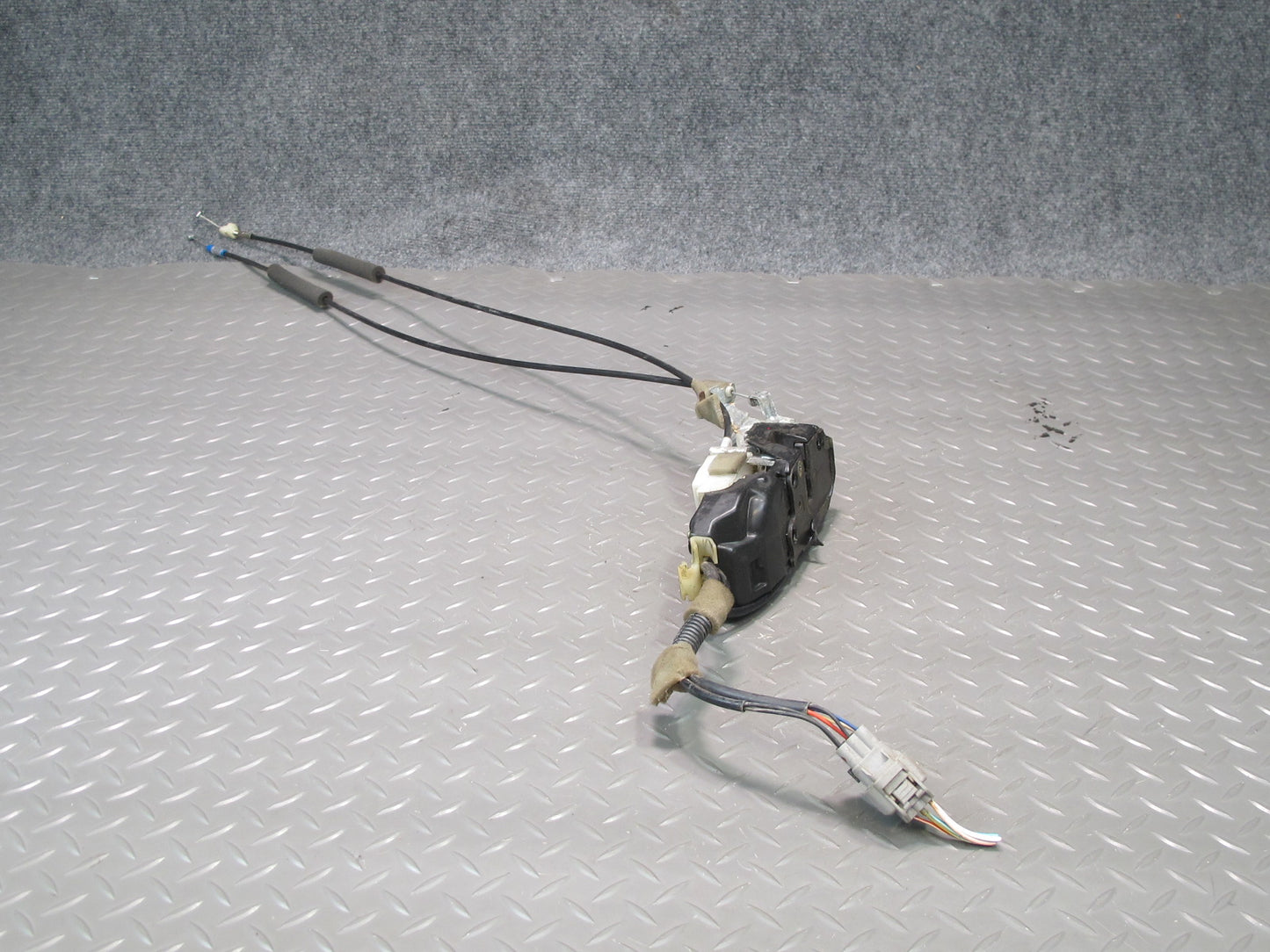 92-00 Lexus UZZ30L SC300 SC400 Front Right Pass Door Lock Latch Actuator OEM