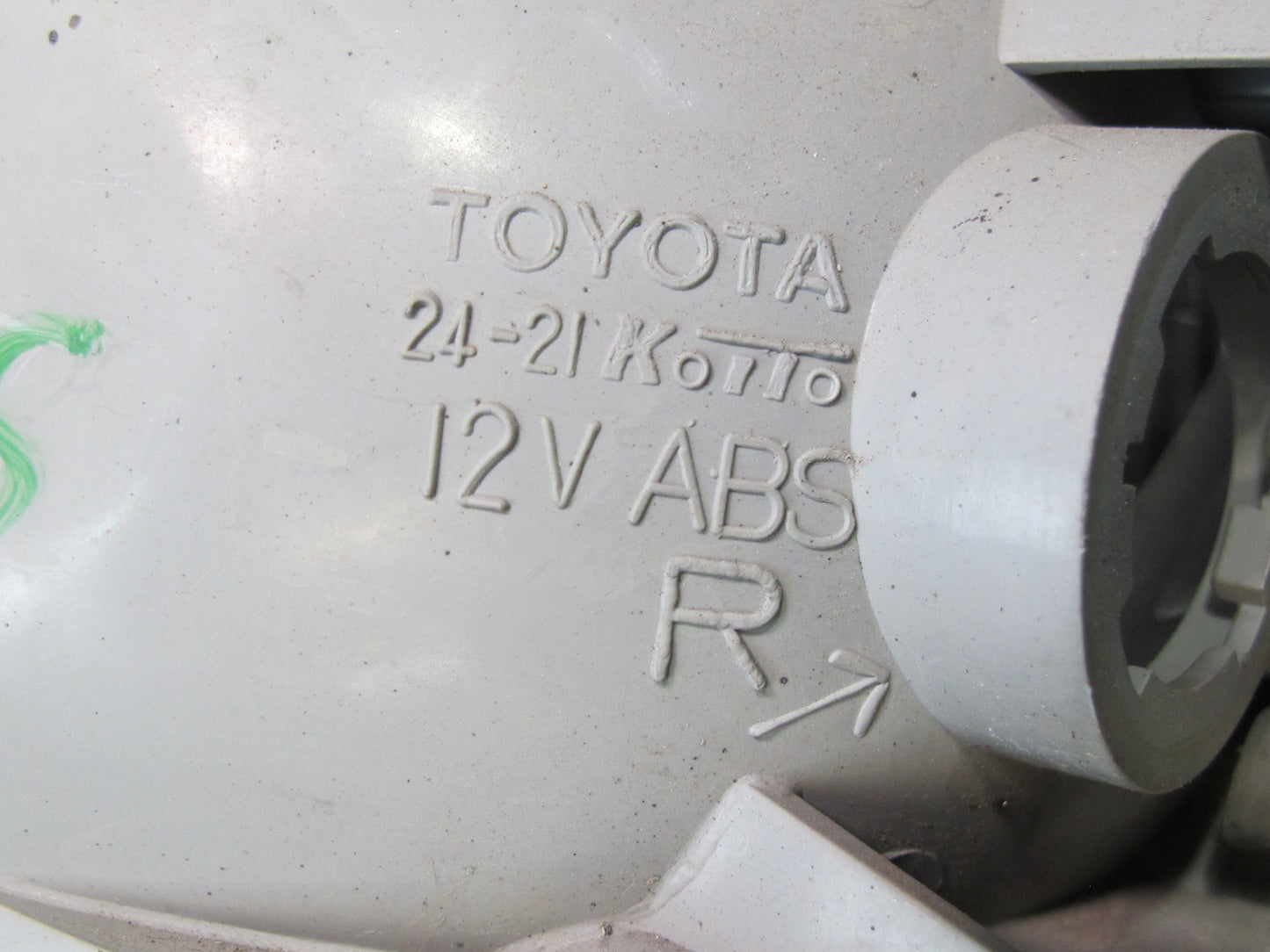 92-94 Lexus UZZ30L SC300 SC400 Set of 2 Front Left & Right Fog Light Lamp OEM