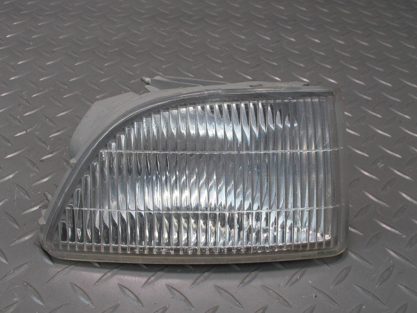 92-94 Lexus UZZ30L SC300 SC400 Set of 2 Front Left & Right Fog Light Lamp OEM