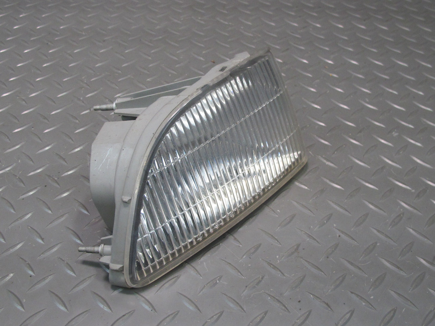 92-94 Lexus UZZ30L SC300 SC400 Set of 2 Front Left & Right Fog Light Lamp OEM