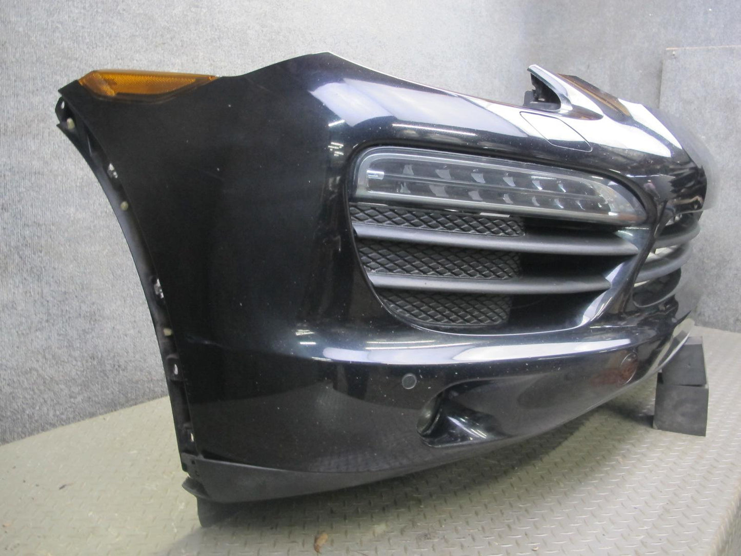 2011-2014 Porsche Cayenne S 958 Front Bumper Cover W/ Fog Light & PDC Black