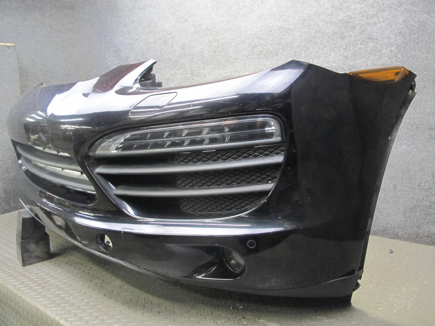 2011-2014 Porsche Cayenne S 958 Front Bumper Cover W/ Fog Light & PDC Black