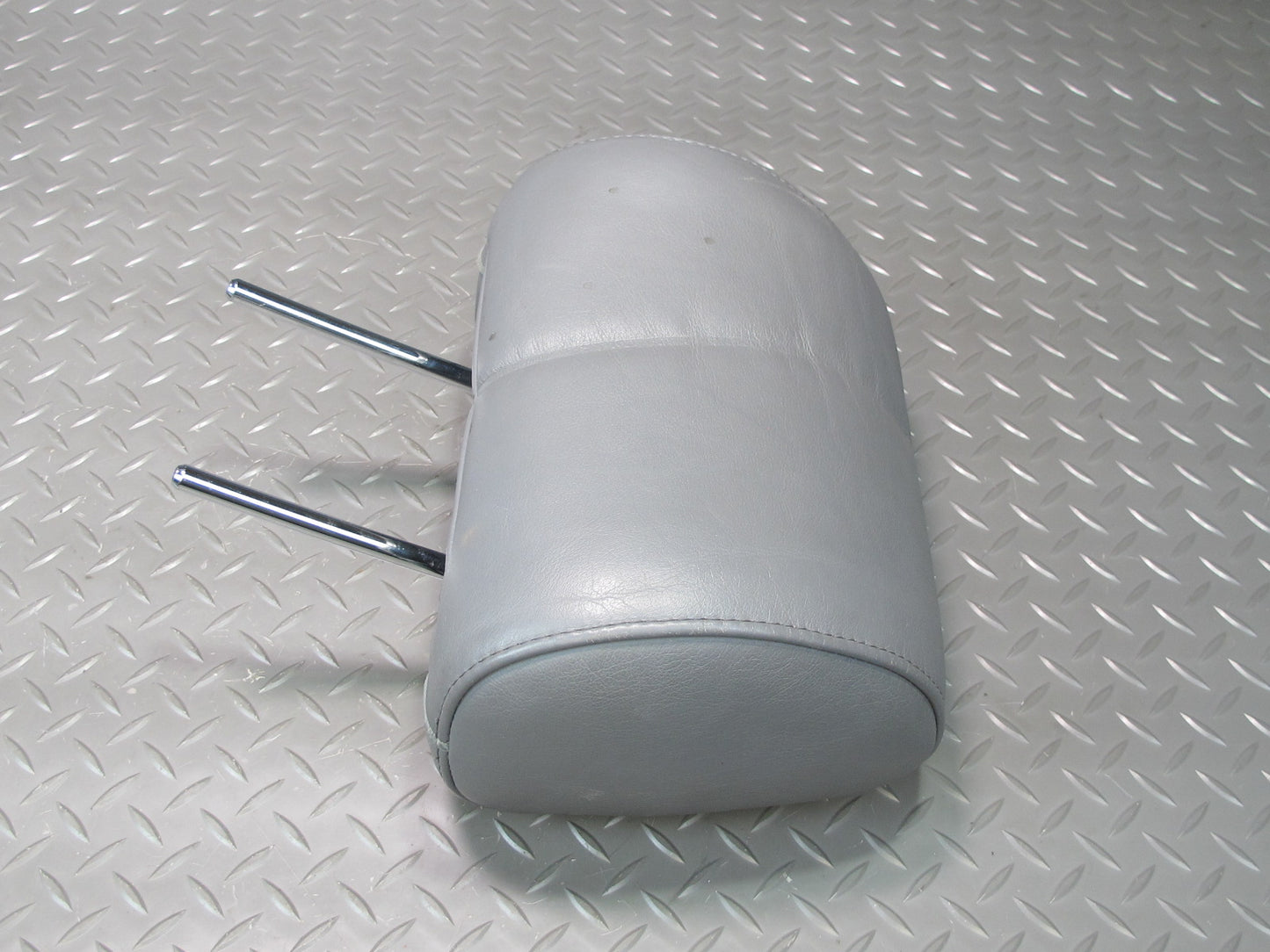 92-98 Lexus UZZ30L SC300 SC400 Set of 2 Front Seat Leather Headrest Gray OEM