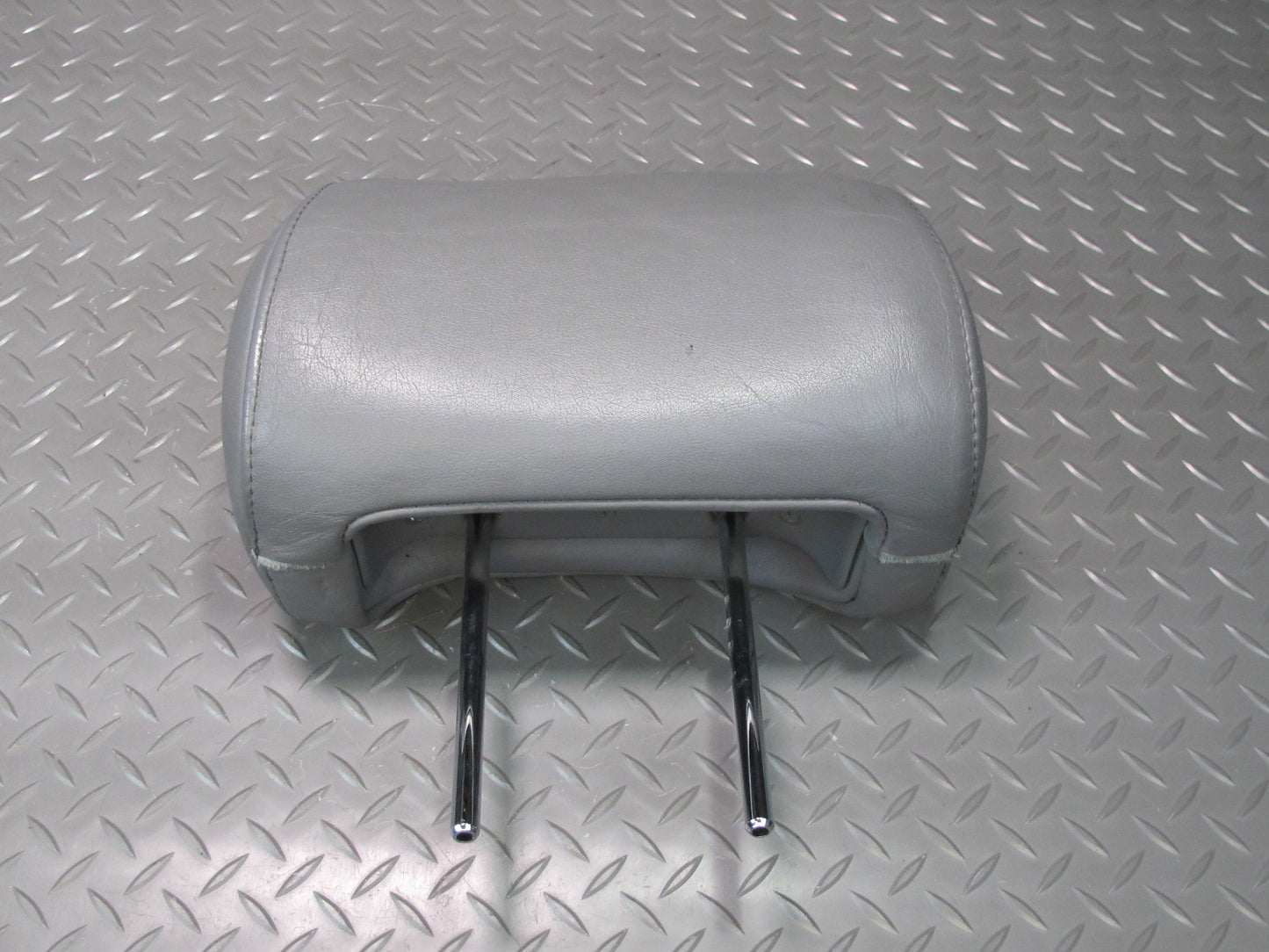 92-98 Lexus UZZ30L SC300 SC400 Set of 2 Front Seat Leather Headrest Gray OEM