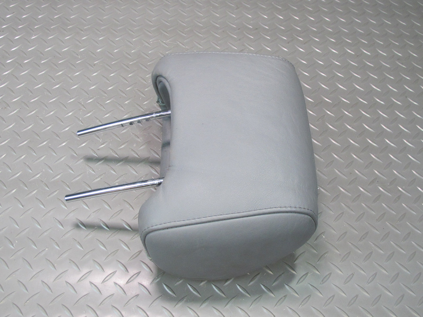 92-98 Lexus UZZ30L SC300 SC400 Set of 2 Front Seat Leather Headrest Gray OEM