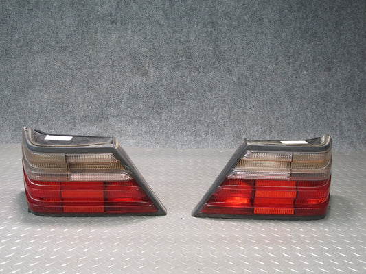 94-95 Mercedes W124 300D Sedan Set of 2 Rear Left & Right Tail Light Lamp OEM