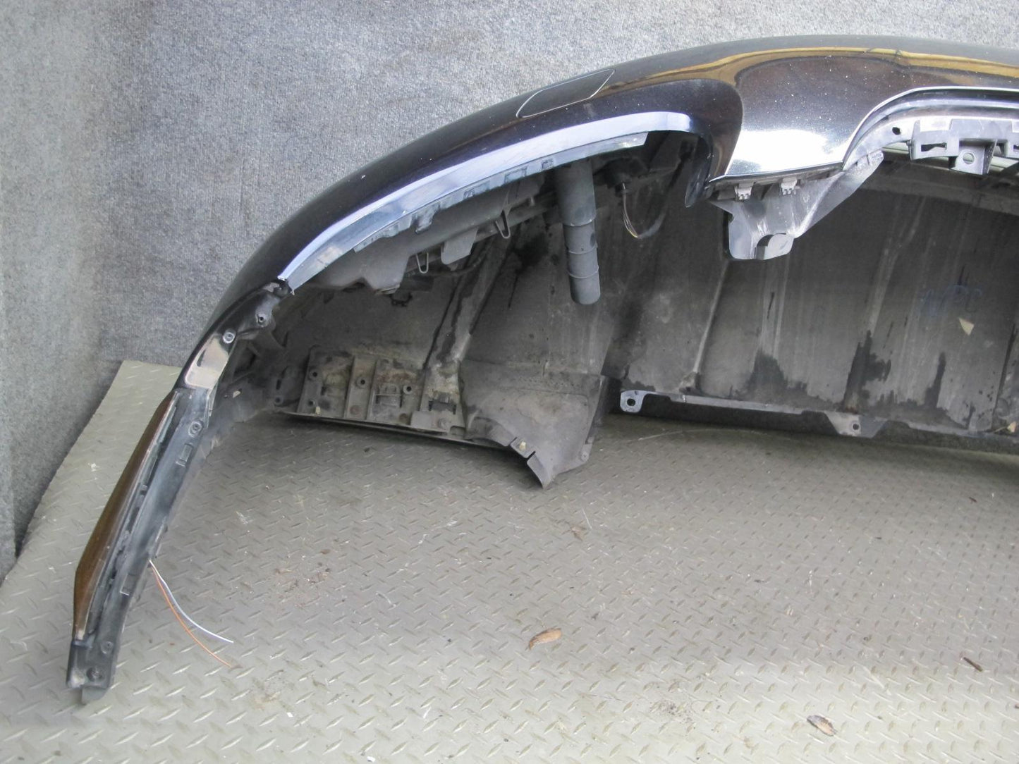 2011-2014 Porsche Cayenne S 958 Front Bumper Cover W/ Fog Light & PDC Black