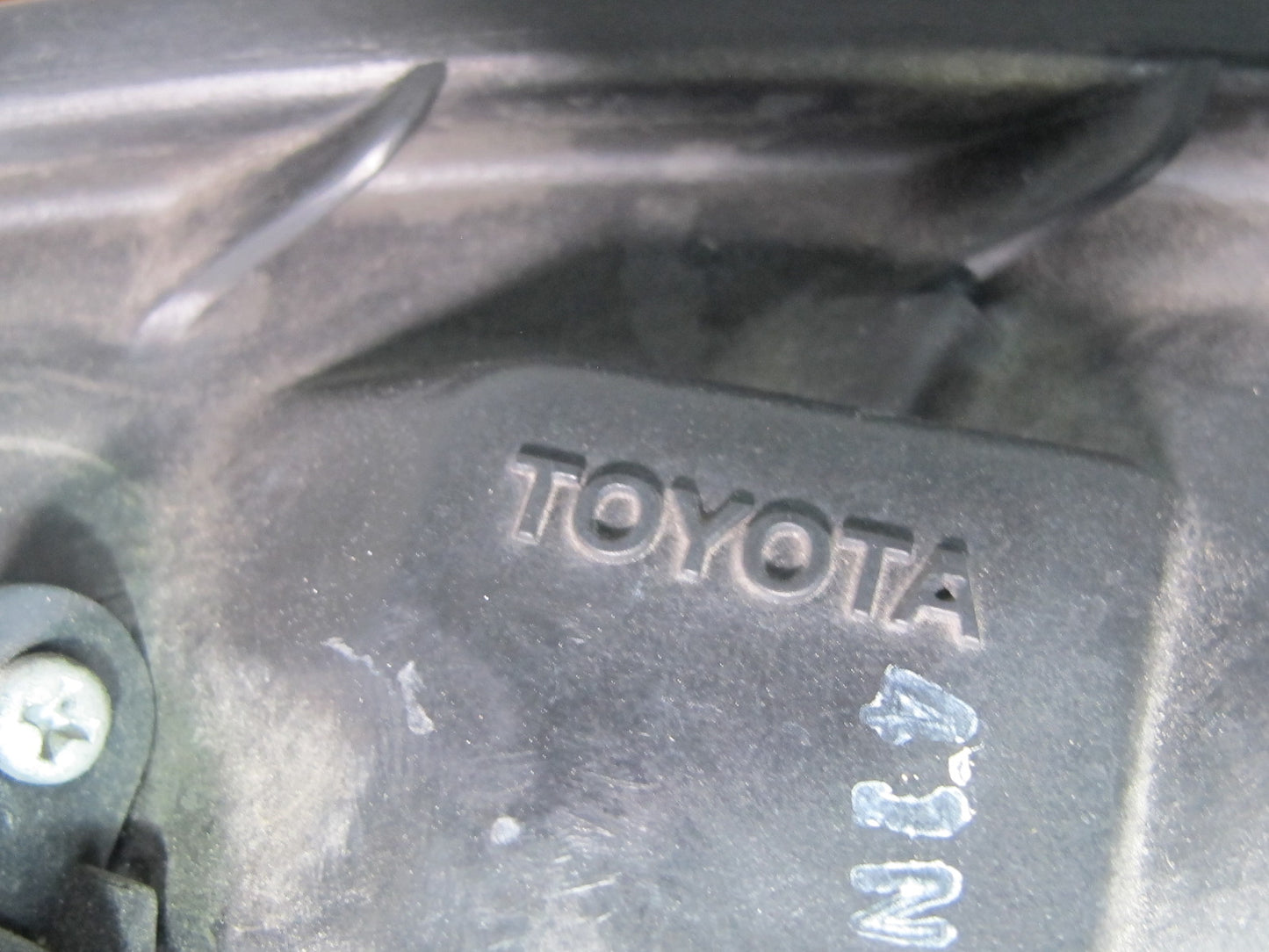 02-05 Lexus UZZ40L SC430 Right Passenger Side Halogen Headlight Lamp OEM