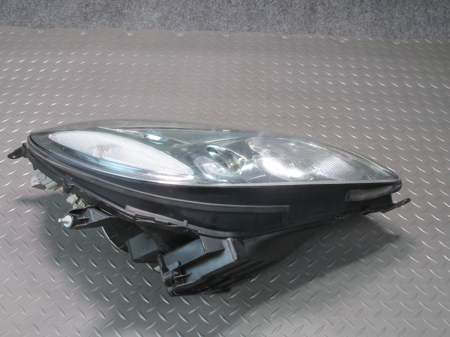 02-05 Lexus UZZ40L SC430 Right Passenger Side Halogen Headlight Lamp OEM