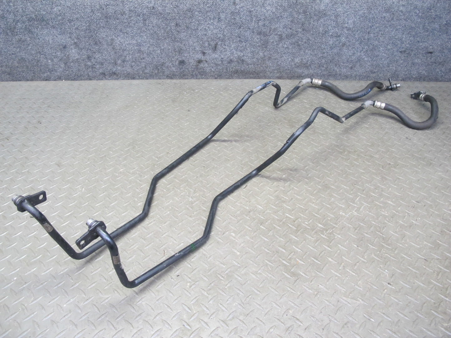 2008-2010 Porsche Cayenne 957 A/T Transmission Oil Cooler Hose Pipe Line Set