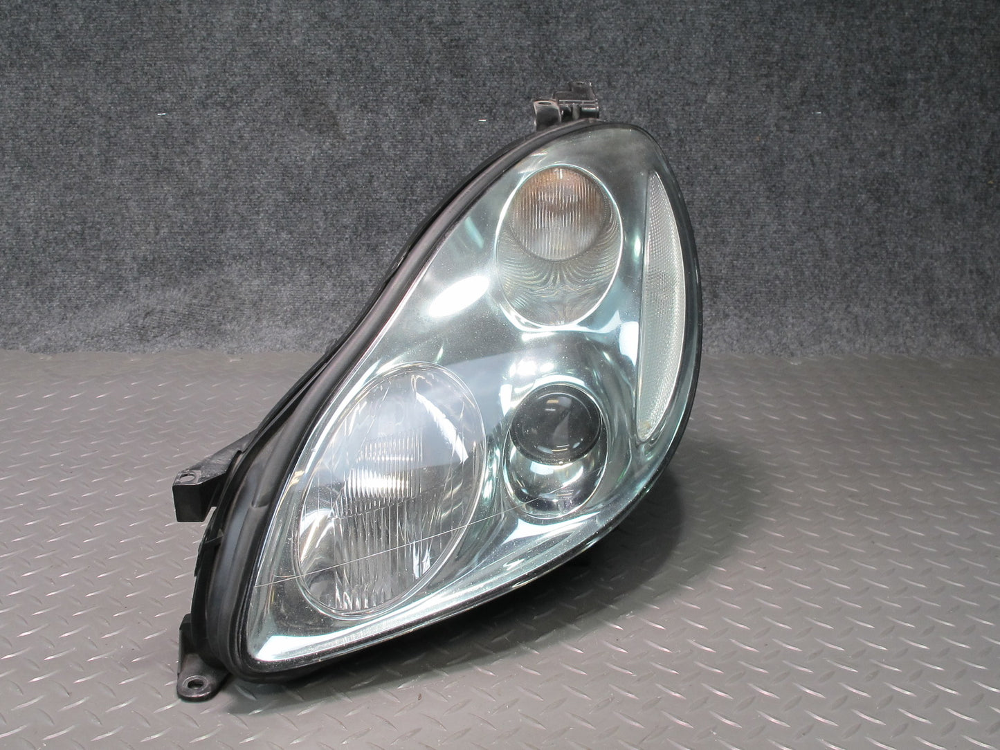 02-05 Lexus UZZ40L SC430 Left Driver Side Halogen Headlight Lamp Assembly OEM