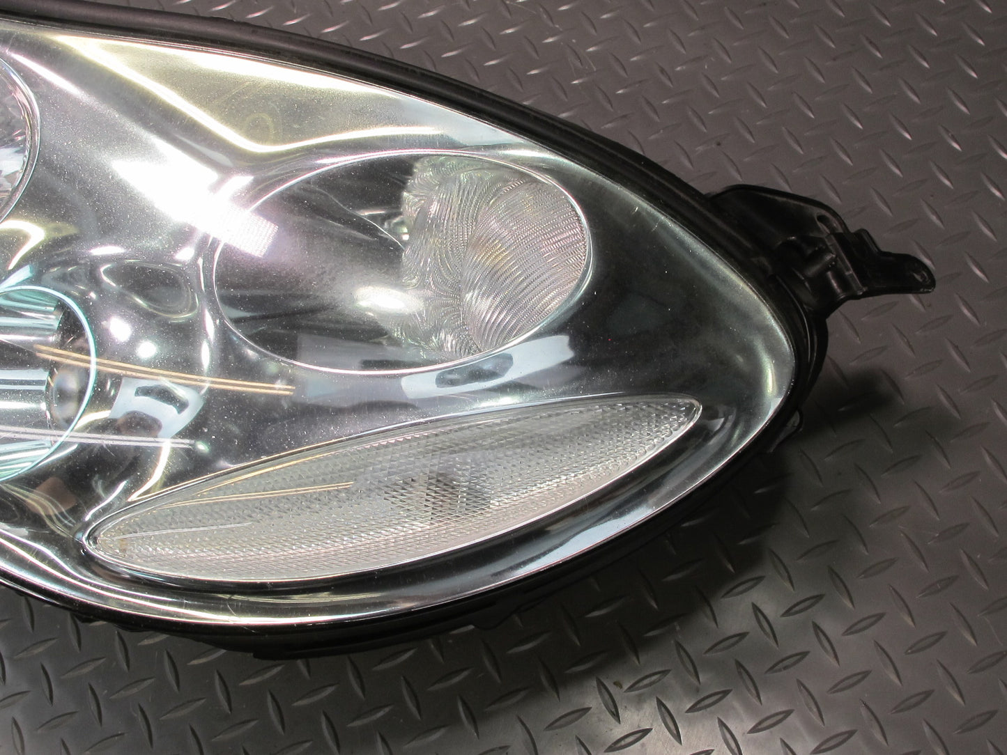 02-05 Lexus UZZ40L SC430 Left Driver Side Halogen Headlight Lamp Assembly OEM