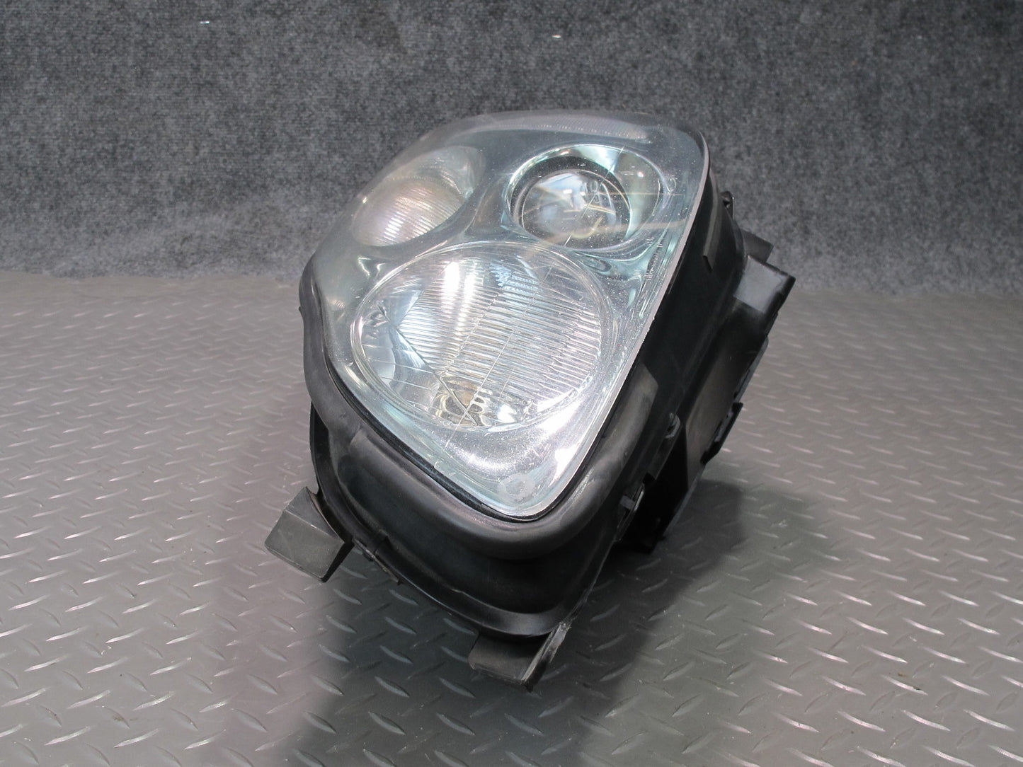02-05 Lexus UZZ40L SC430 Left Driver Side Halogen Headlight Lamp Assembly OEM