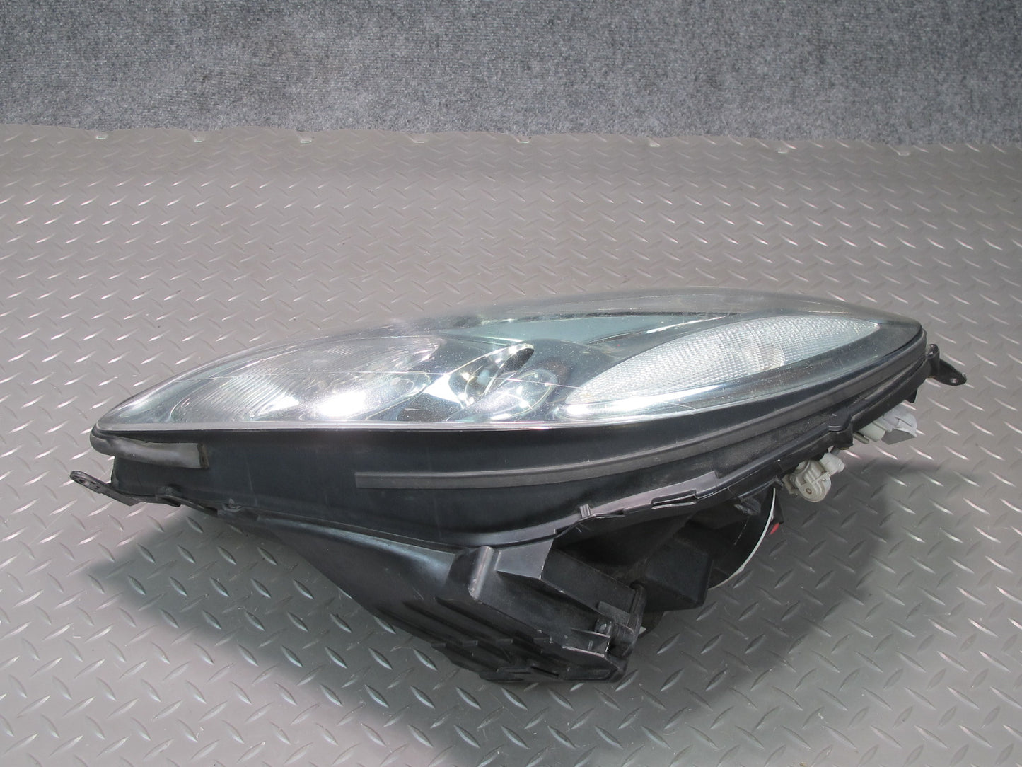 02-05 Lexus UZZ40L SC430 Left Driver Side Halogen Headlight Lamp Assembly OEM