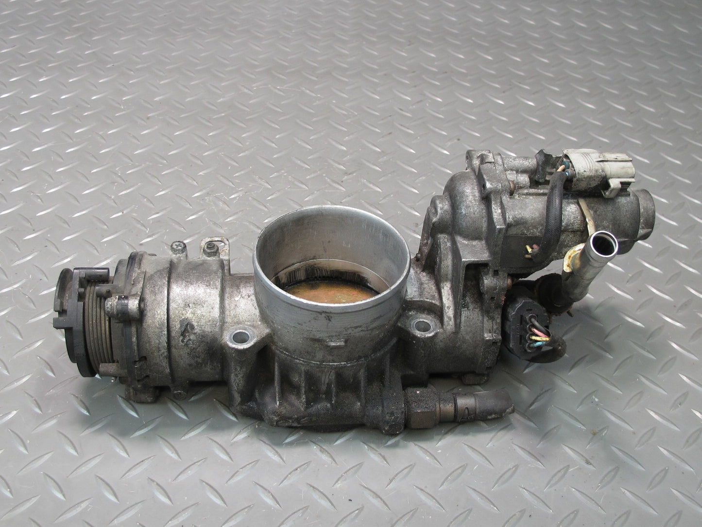 98-00 Lexus LS400 GS400 SC400 1UZFE Engine Motor Throttle Body w Sensor OEM