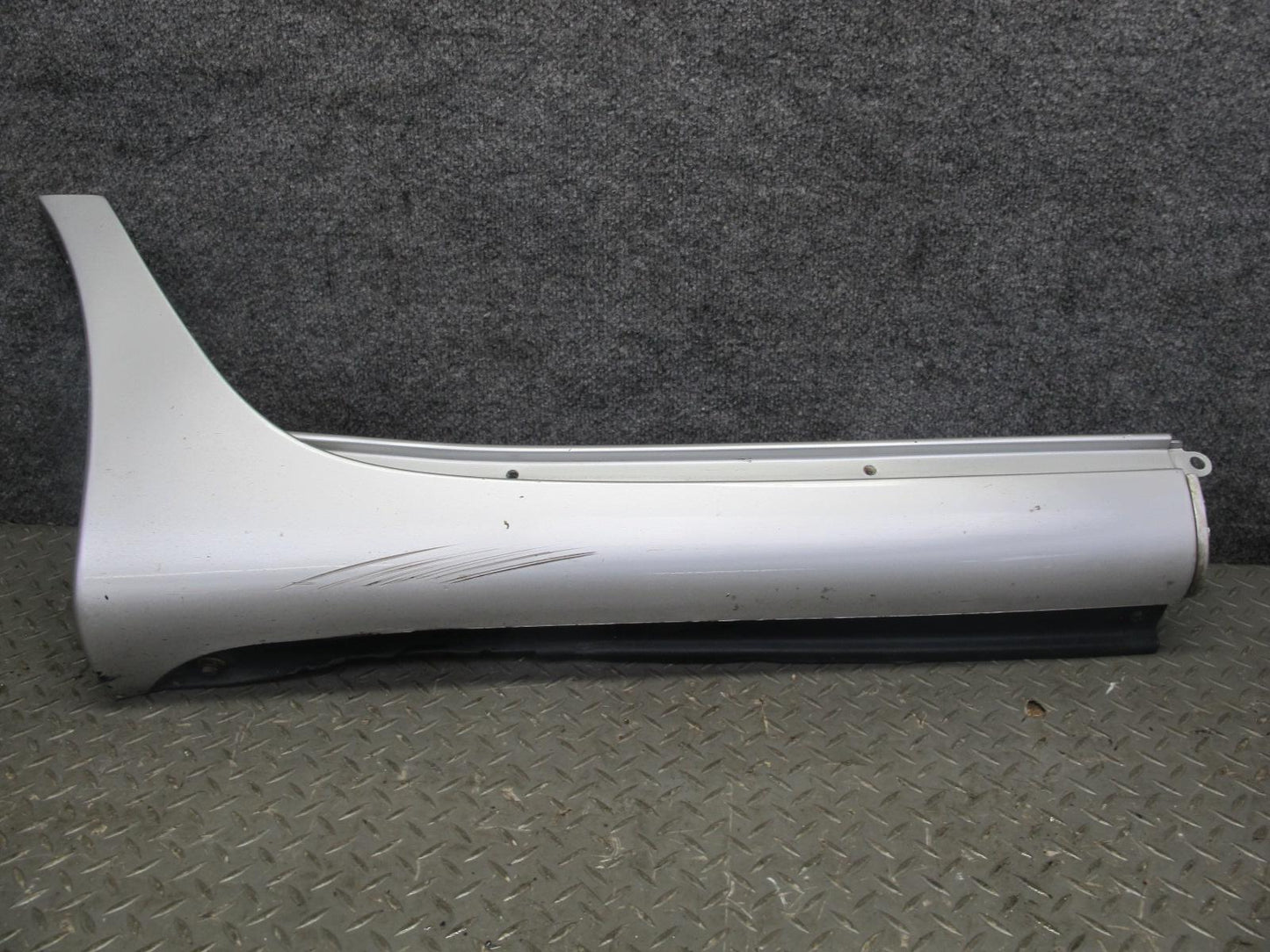 04-06 Lexus UCF30L LS430 Front & Rear Right Side Skirt Rocker Panel Molding OEM