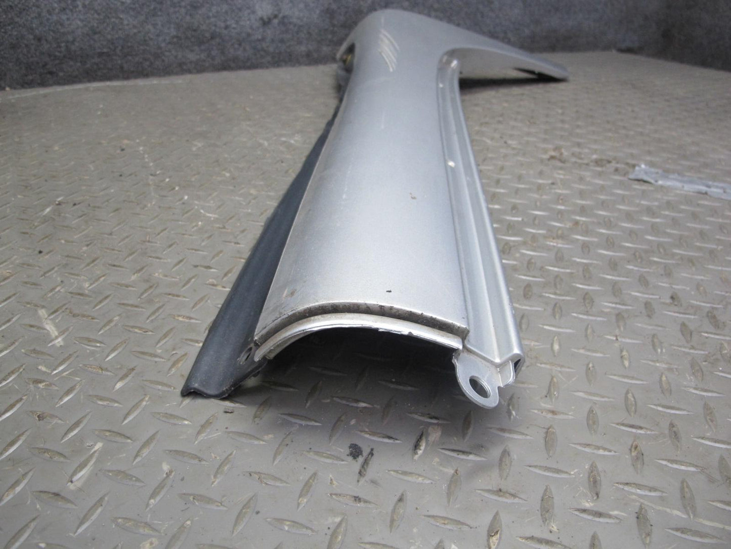 04-06 Lexus UCF30L LS430 Front & Rear Right Side Skirt Rocker Panel Molding OEM