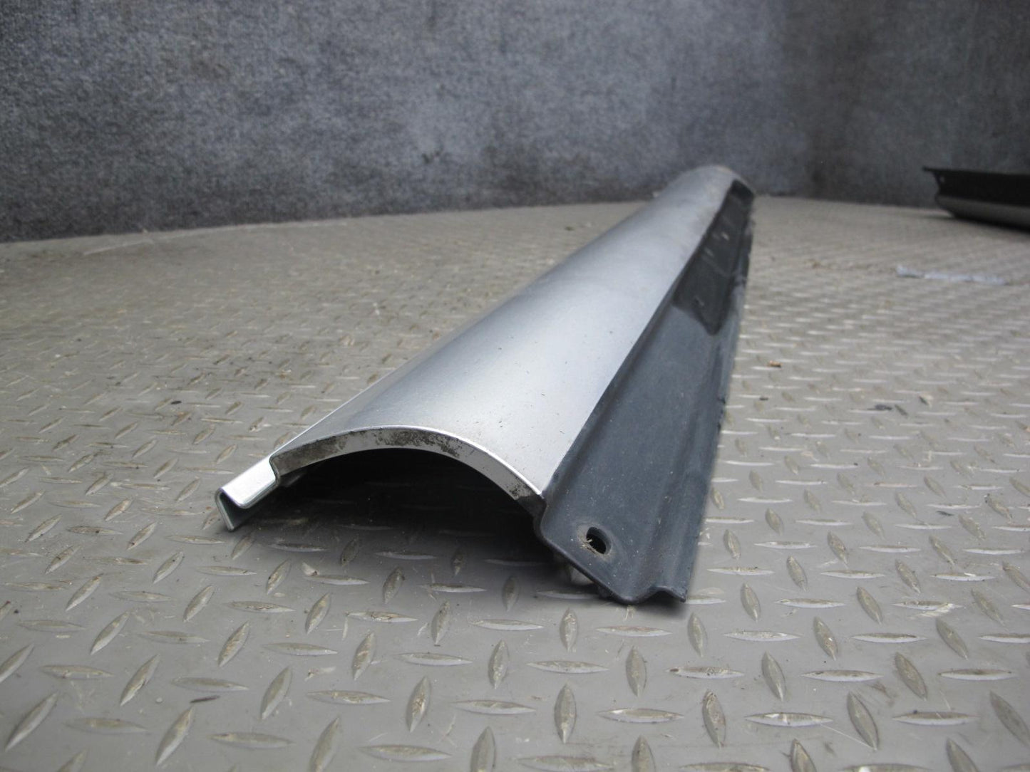 04-06 Lexus UCF30L LS430 Front & Rear Right Side Skirt Rocker Panel Molding OEM