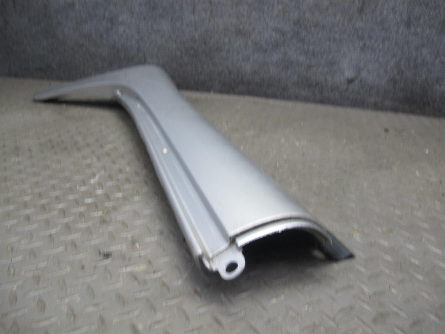 04-06 Lexus UCF30L LS430 Front & Rear Left Side Skirt Rocker Panel Molding OEM