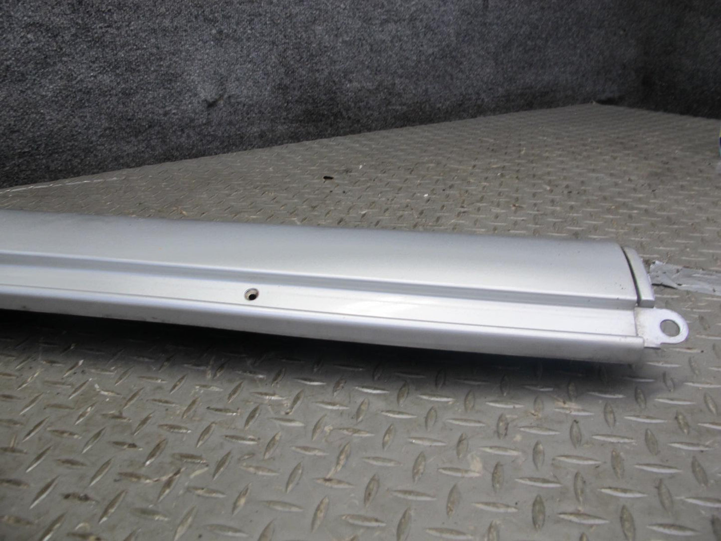 04-06 Lexus UCF30L LS430 Front & Rear Left Side Skirt Rocker Panel Molding OEM