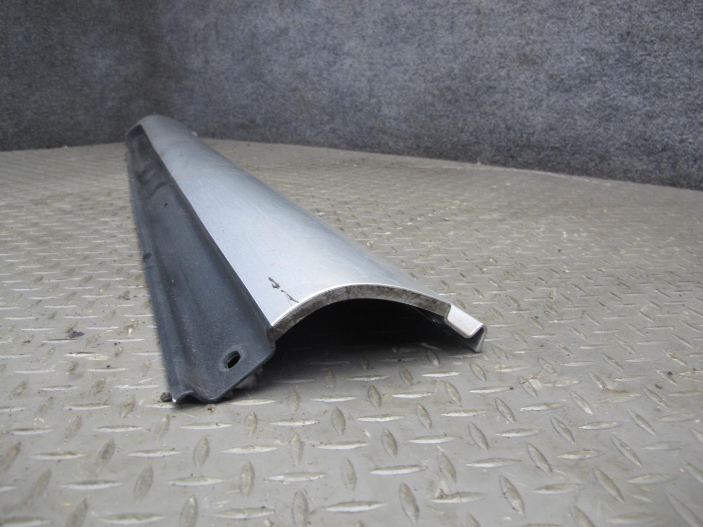 04-06 Lexus UCF30L LS430 Front & Rear Left Side Skirt Rocker Panel Molding OEM