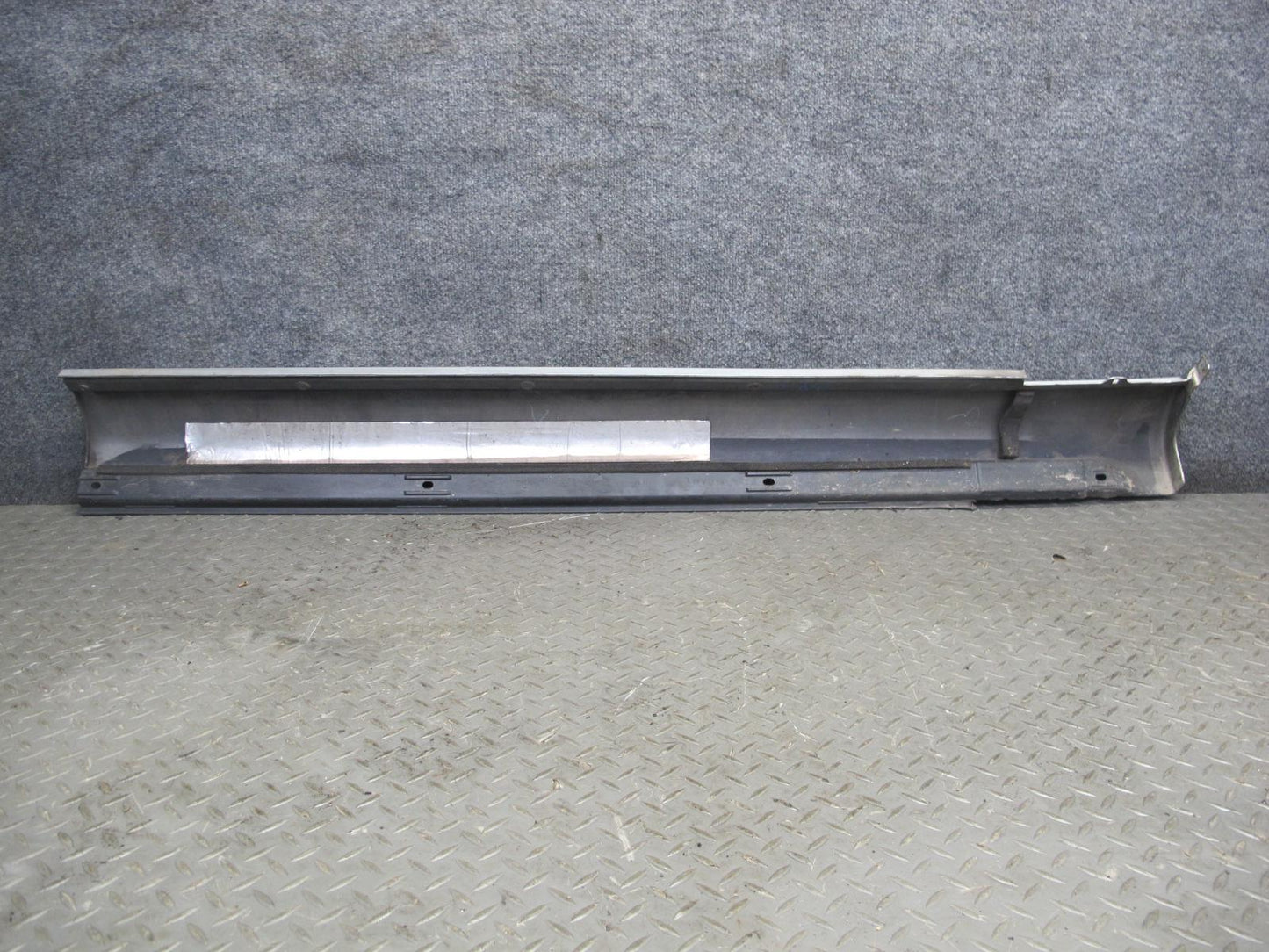 04-06 Lexus UCF30L LS430 Front & Rear Left Side Skirt Rocker Panel Molding OEM